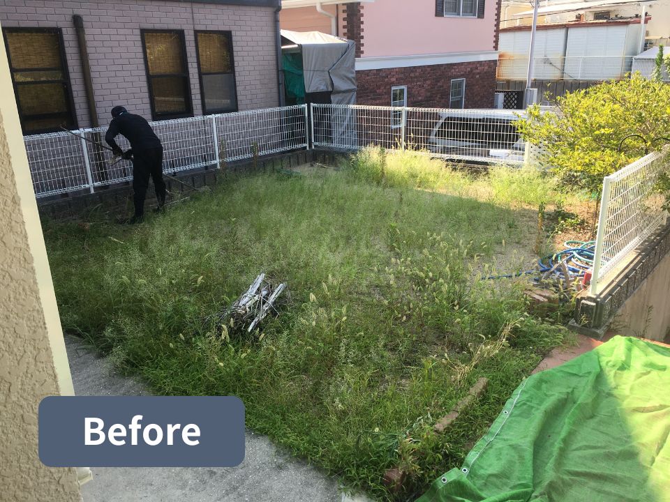 大阪府吹田市の個人宅の草抜き作業前の写真